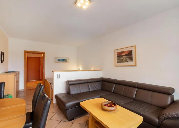 Appartamento Holiday-1 By Interhome